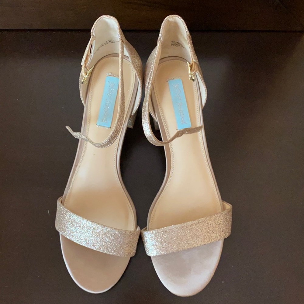 Blue by betsey Johnson Miri heels